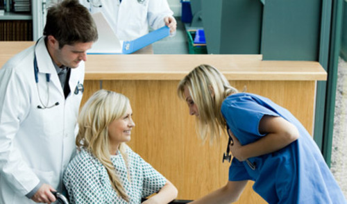 Glasovne tegobe u oboljelih od multiple skleroze Glasovne tegobe u oboljelih od multiple skleroze